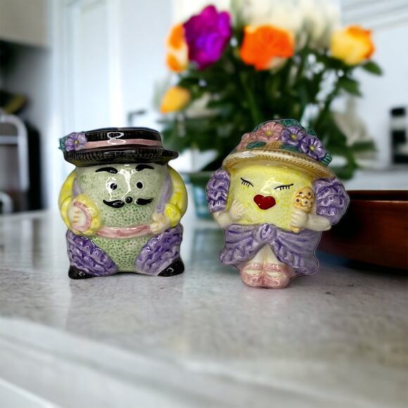 Vintage OCI Omnibus Sri Lanka Lemon and Lime Mariachi Salt and Pepper Shakers - Picture 1 of 11